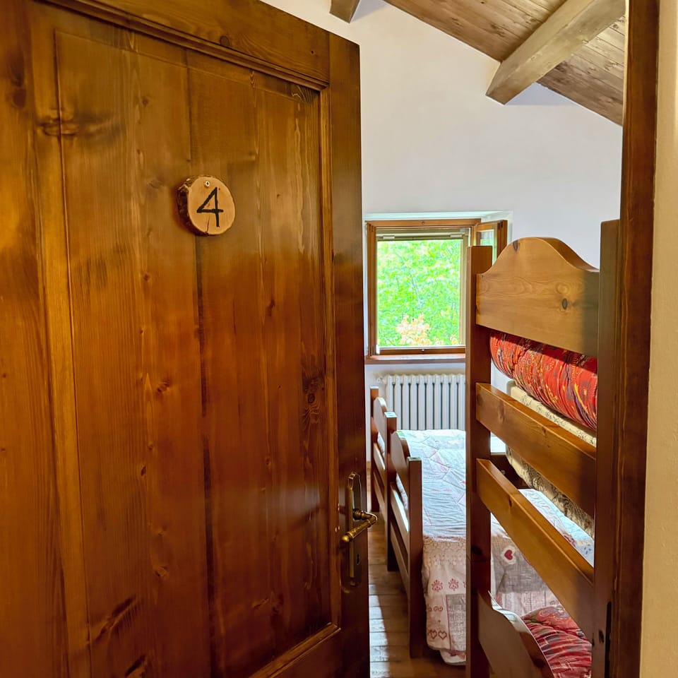 Quadruple Room, Mountain View