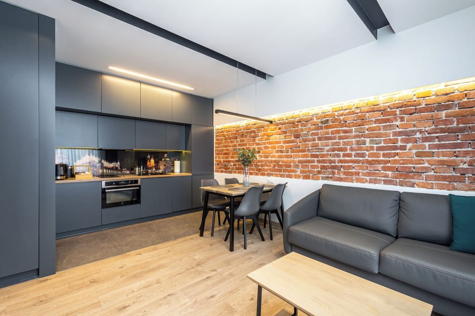 City Apartment | Private kitchenette | Fridge, oven, stovetop, dishwasher