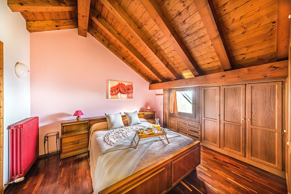 Apartment, Pool View | 1 bedroom, iron/ironing board, free WiFi, bed sheets