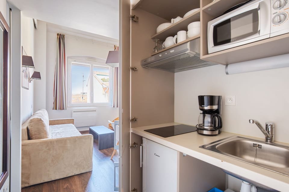 Private kitchenette