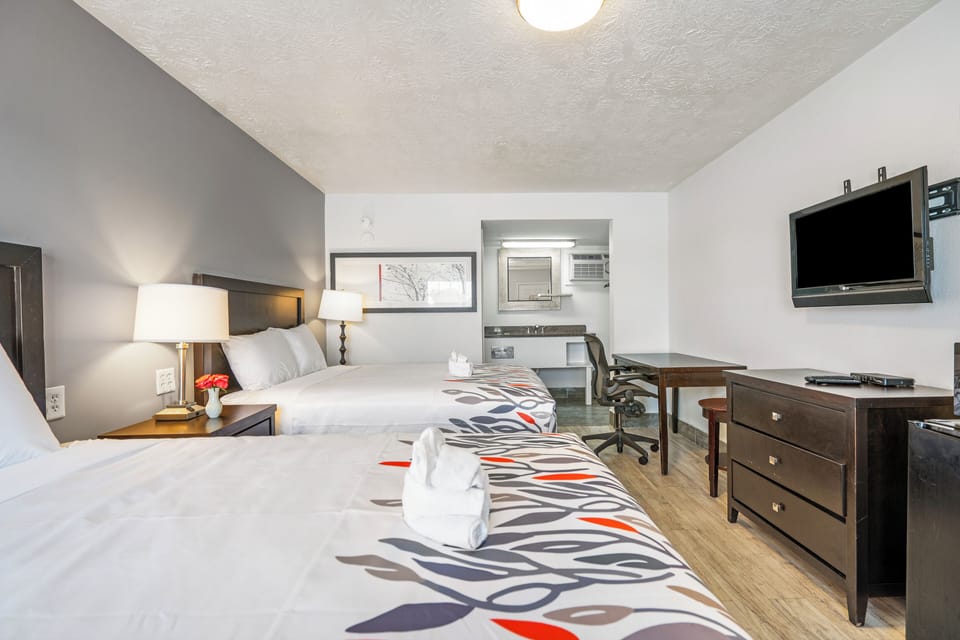 Superior Room | Egyptian cotton sheets, premium bedding, down comforters, pillowtop beds