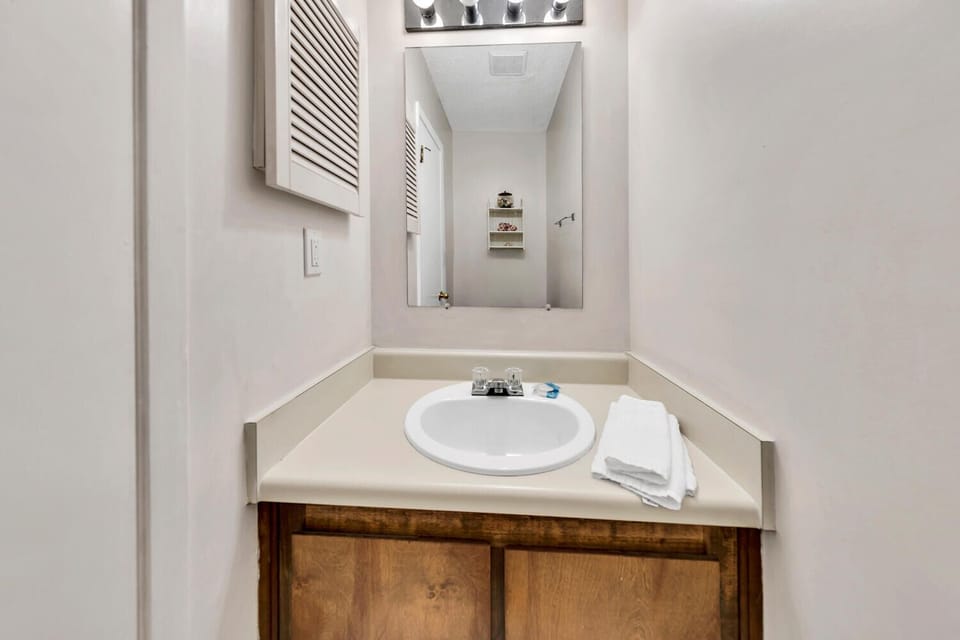 Guest half bathroom