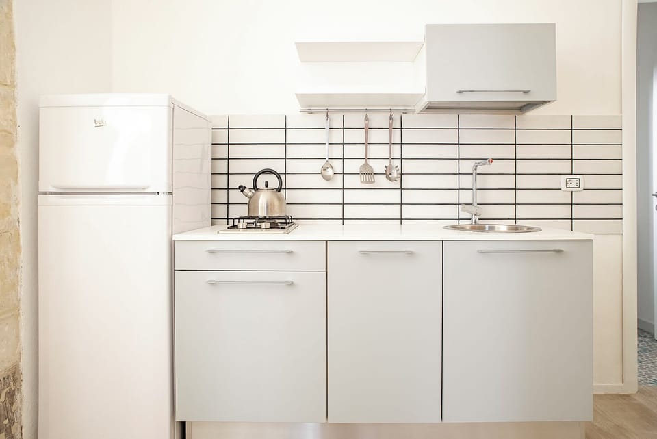 Apartment, Balcony | Private kitchen | Highchair