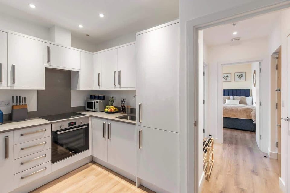 - Spacious kitchen with full view into the hallway  
- Easy access to bedrooms from this functional space  
- Ideal layout for guests enjoying a vacation rental  