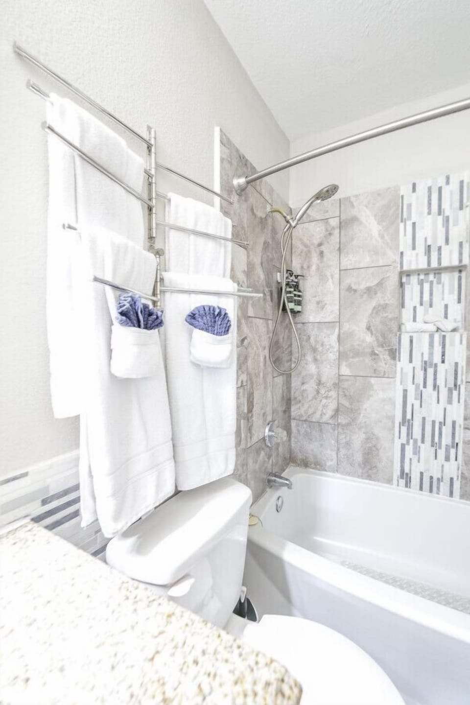 2nd Bathroom