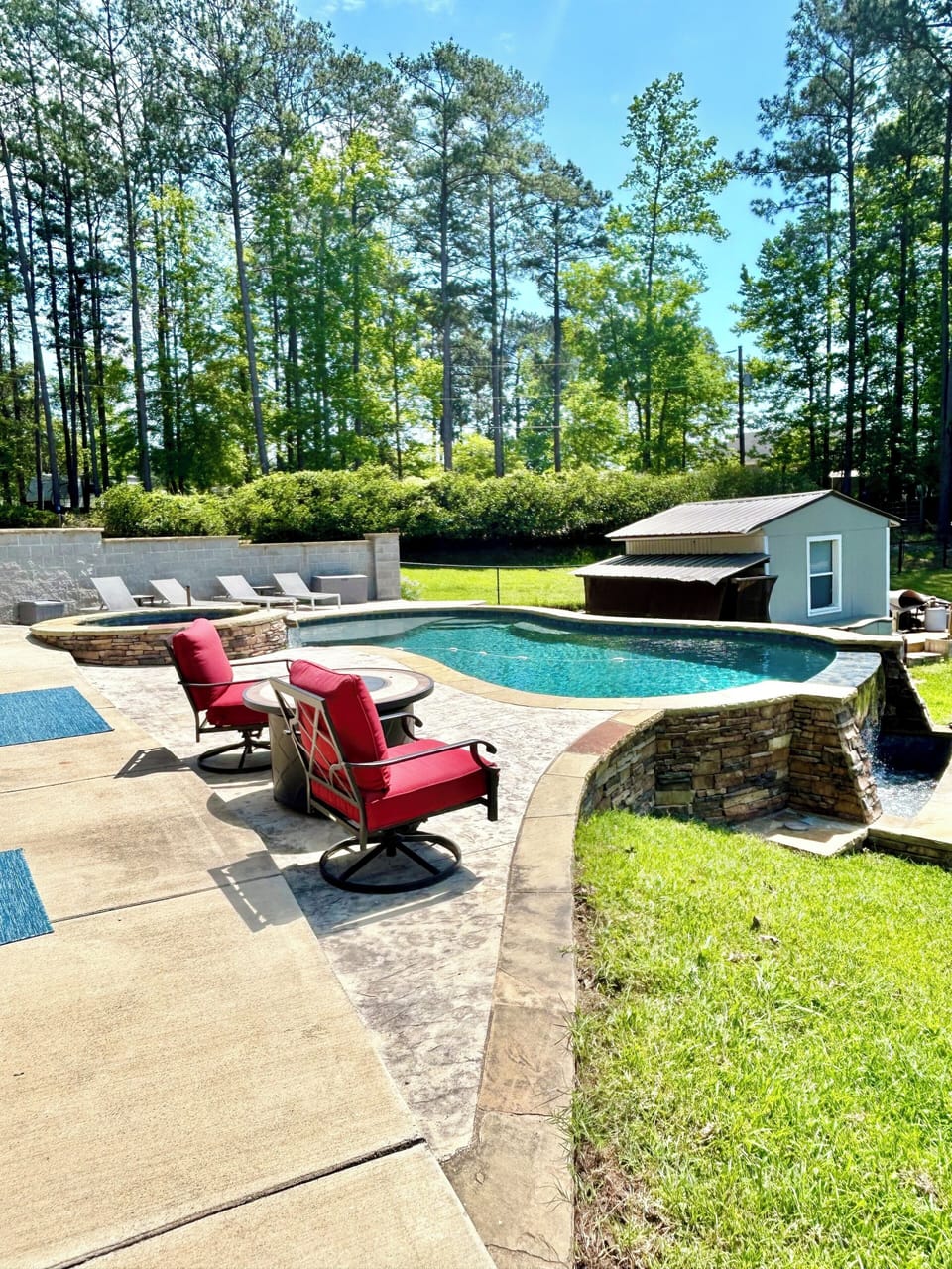 Pool