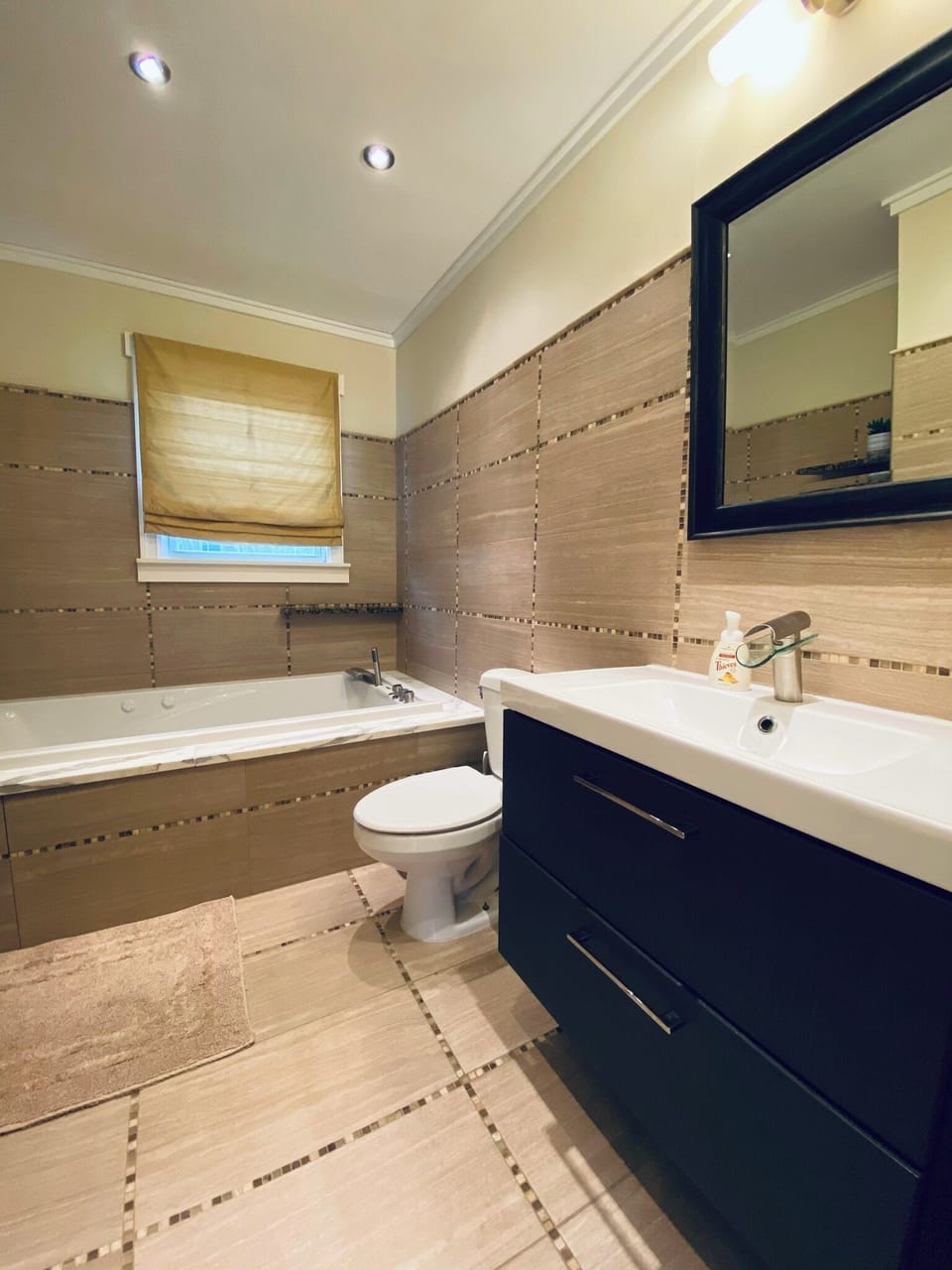 Downstairs bathroom 