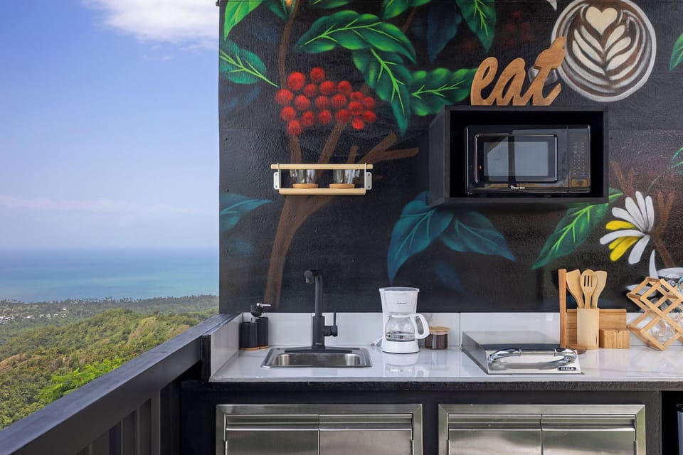 Moon Igloo suite| Private & Heated pool | Private kitchen