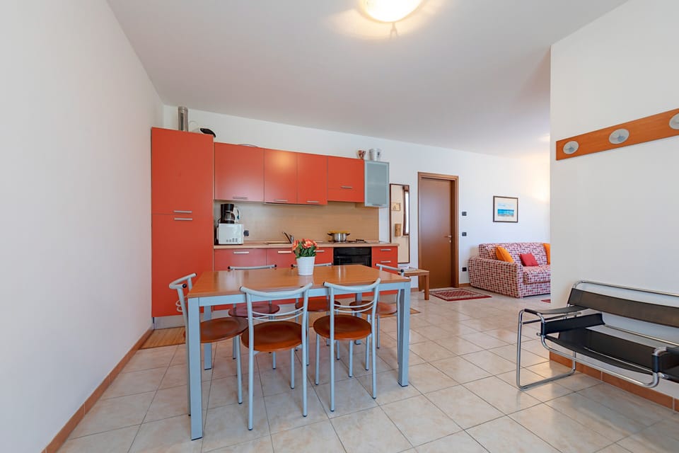 Apartment, Pool View | In-room dining