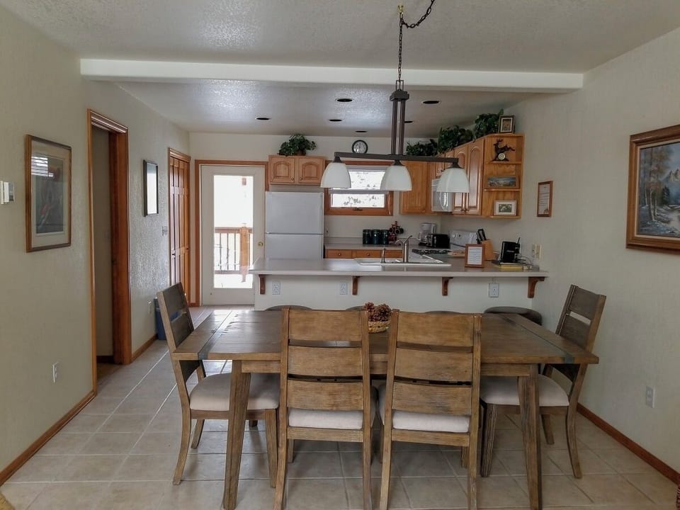 Condo, Multiple Beds, Jetted Tub, Mountain View (C03) | Private kitchen
