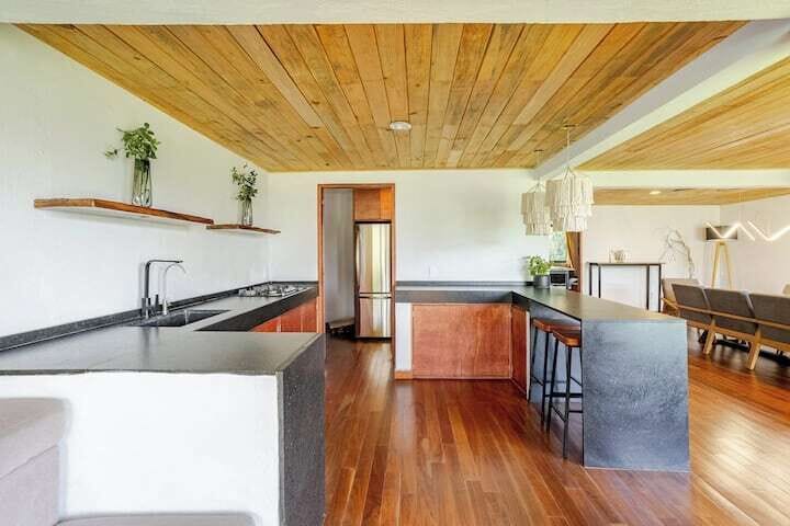 Panoramic House | Private kitchen