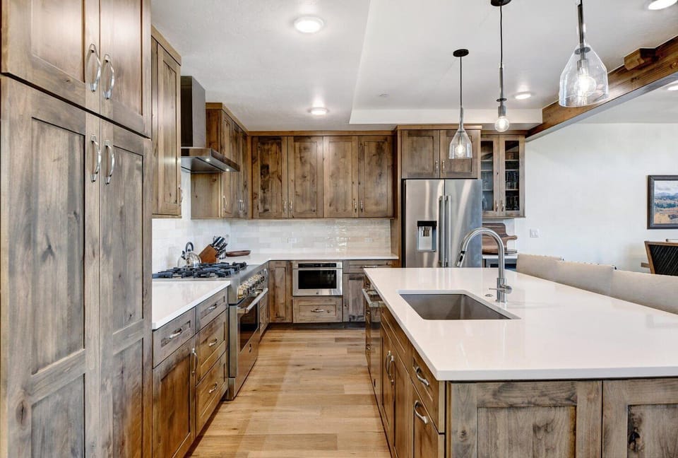 Fully Equipped Chef's Kitchen
