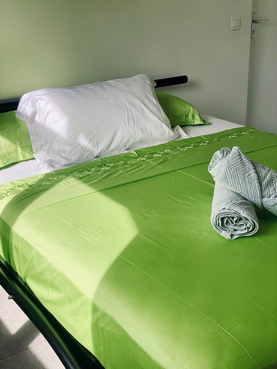 Villa, Lagoon View | 5 bedrooms, blackout drapes, free WiFi, bed sheets