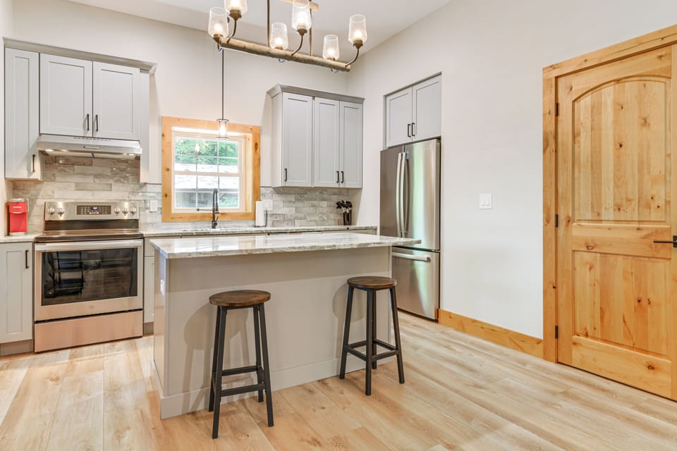 Kitchen | Cooking Basics | Pod Coffee Maker | Microwave | Toaster | Spices