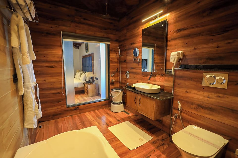 Family Room | Bathroom | Shower, free toiletries, slippers, towels