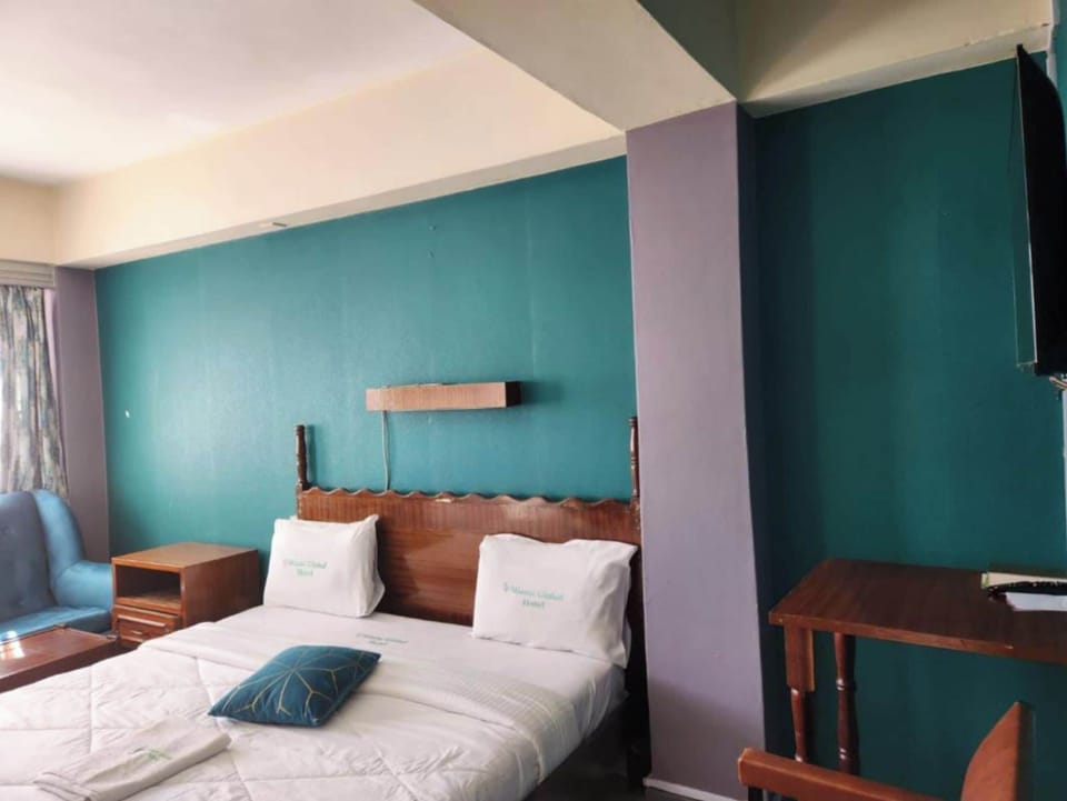 Standard Double Room | Free WiFi, bed sheets