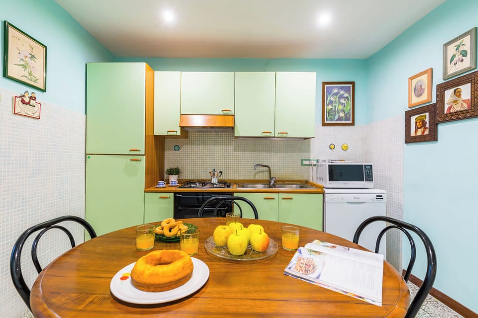 Apartment | Private kitchen | Full-size fridge, oven, stovetop, dishwasher