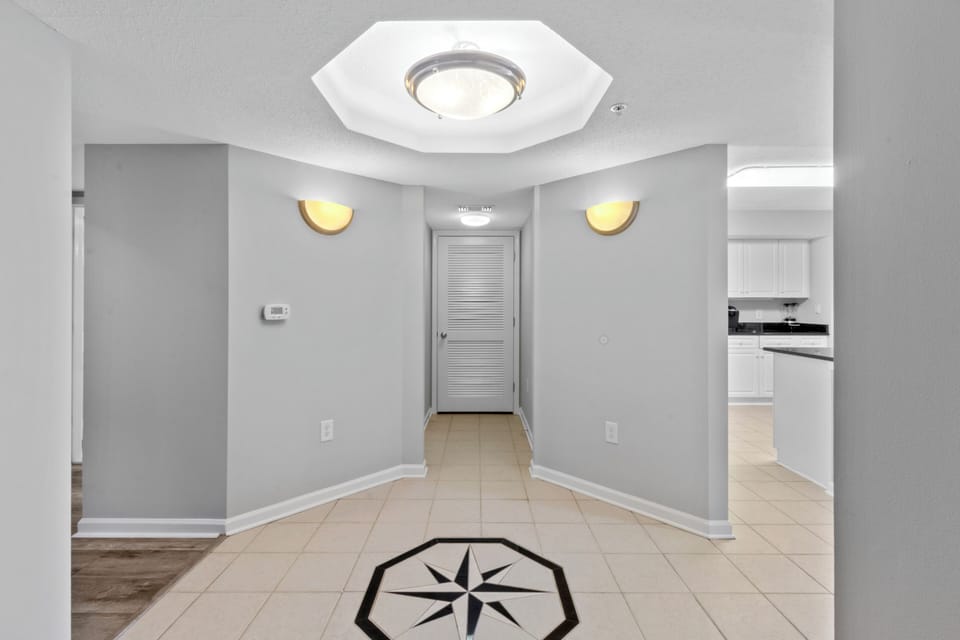 Condo Entrance/Hallway