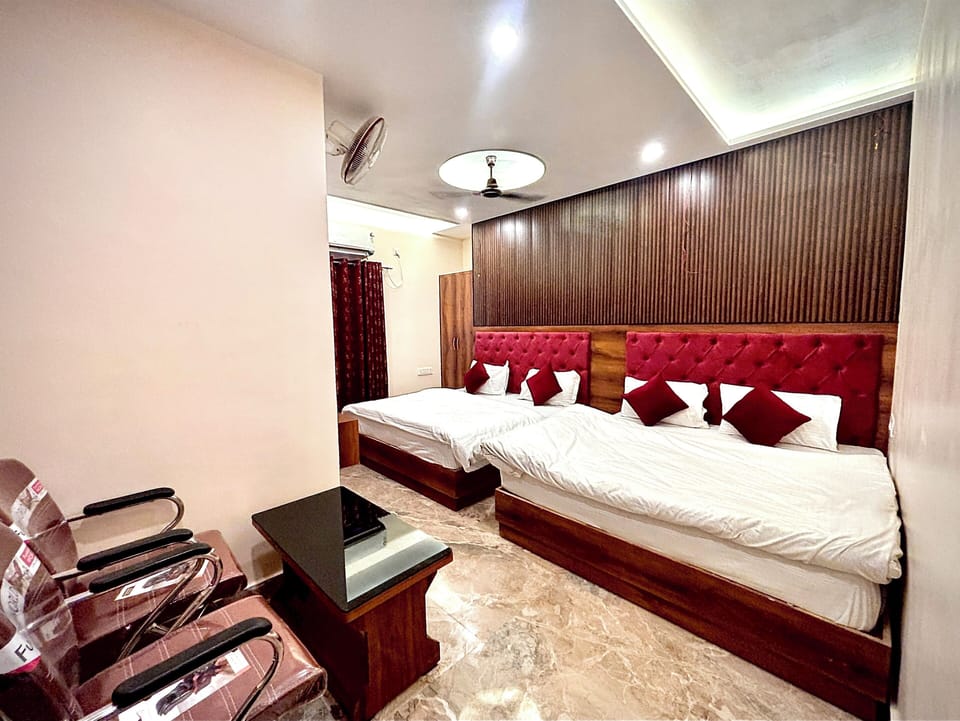 Family Room | Free WiFi