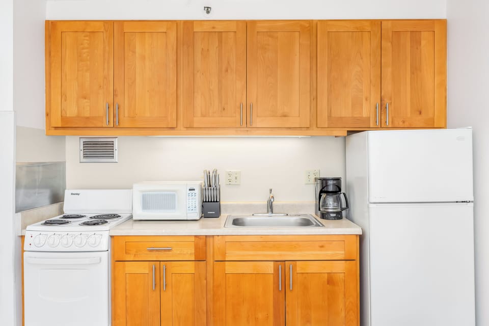 Full Kitchen with Oven and Stove
