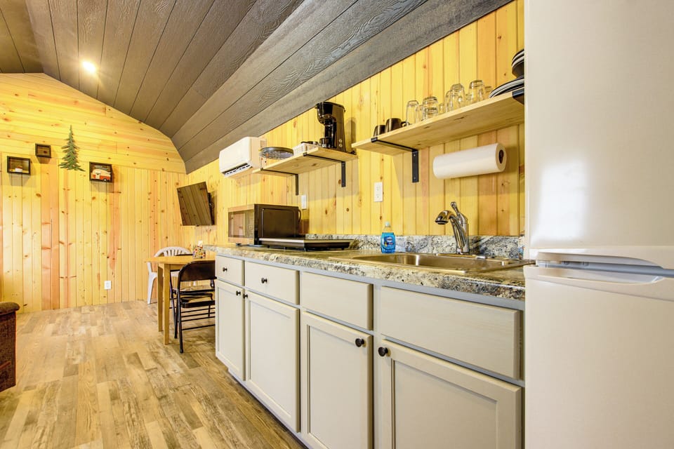 House (1 Bedroom) | Interior