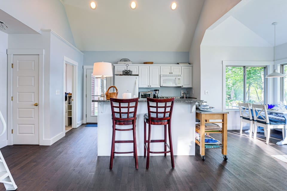 Cottage (2 Bedrooms) | Interior