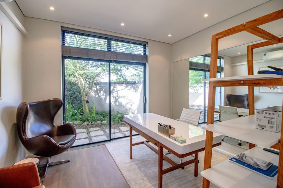 Deluxe House | 3 bedrooms, in-room safe, iron/ironing board, free WiFi