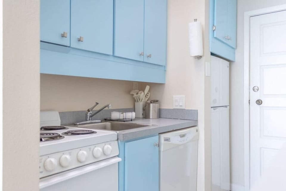 Kitchenette