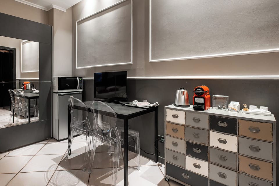 Studio | Television