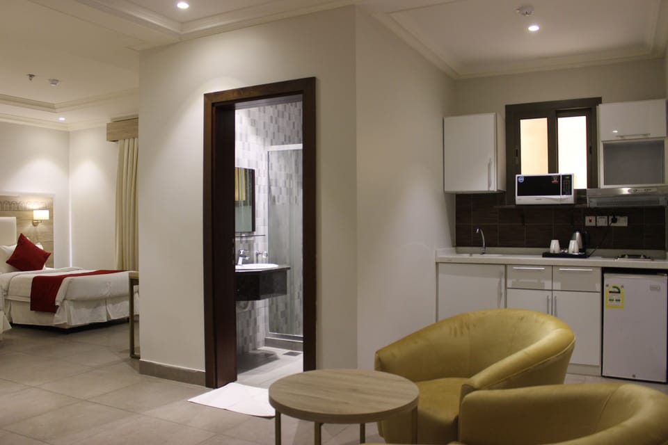 Deluxe Twin Room | Desk, soundproofing, free WiFi, bed sheets