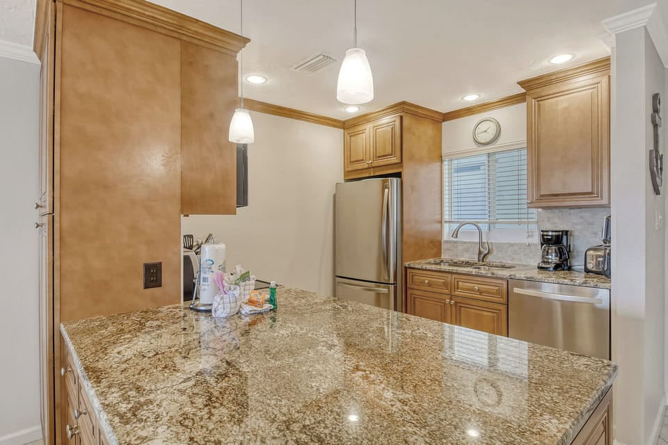 Upgraded Kitchen - Plenty of counterspace