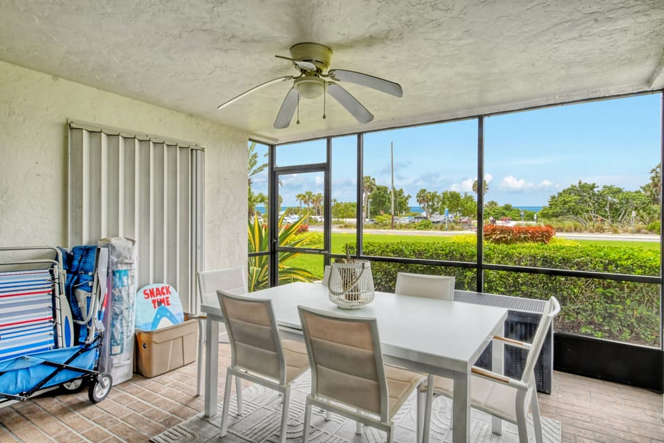 Walk Straight To Beach - Walk right from your 1st floor lanai to Siesta Key Beach.