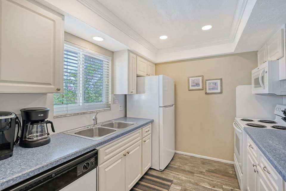 Kitche - Fully equipped kitchen