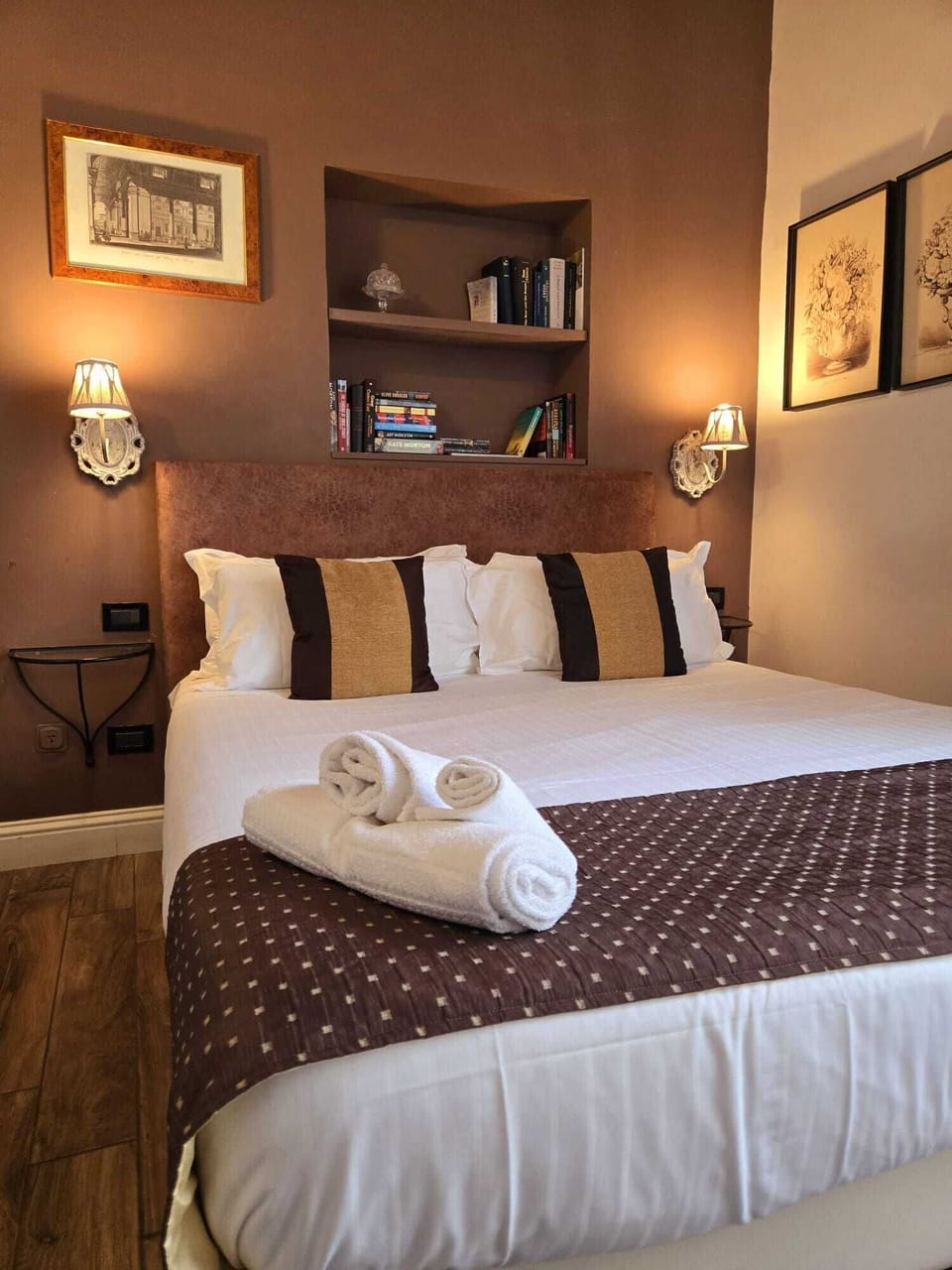 Classic Double Room | In-room safe, soundproofing, iron/ironing board (on request)