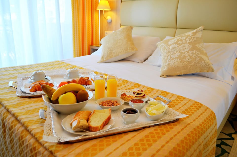 Room service - dining