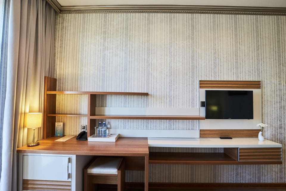 In-room business center