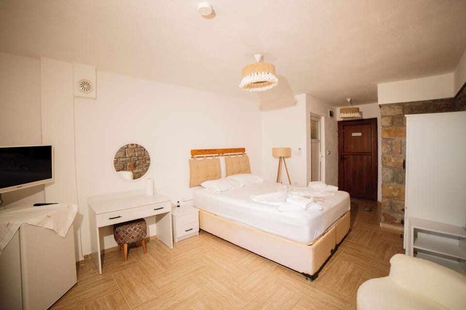Standard Double Room, City View | WiFi (free)