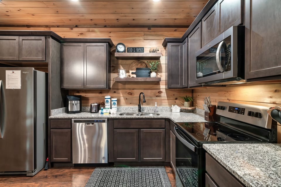 Fully equipped kitchen, prepare and enjoy your favorite dishes.