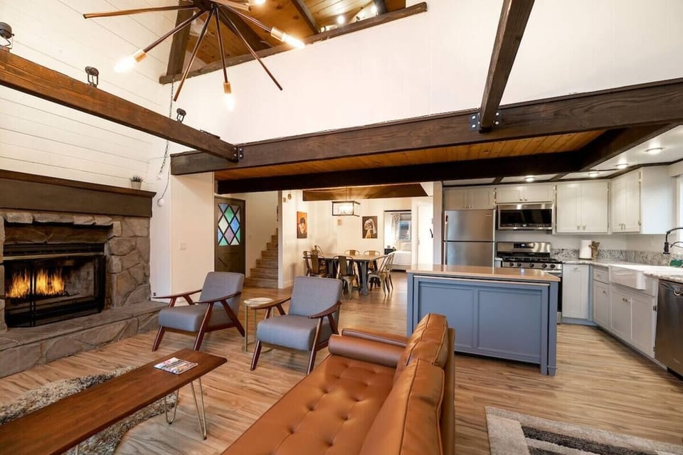 Living room (2)
