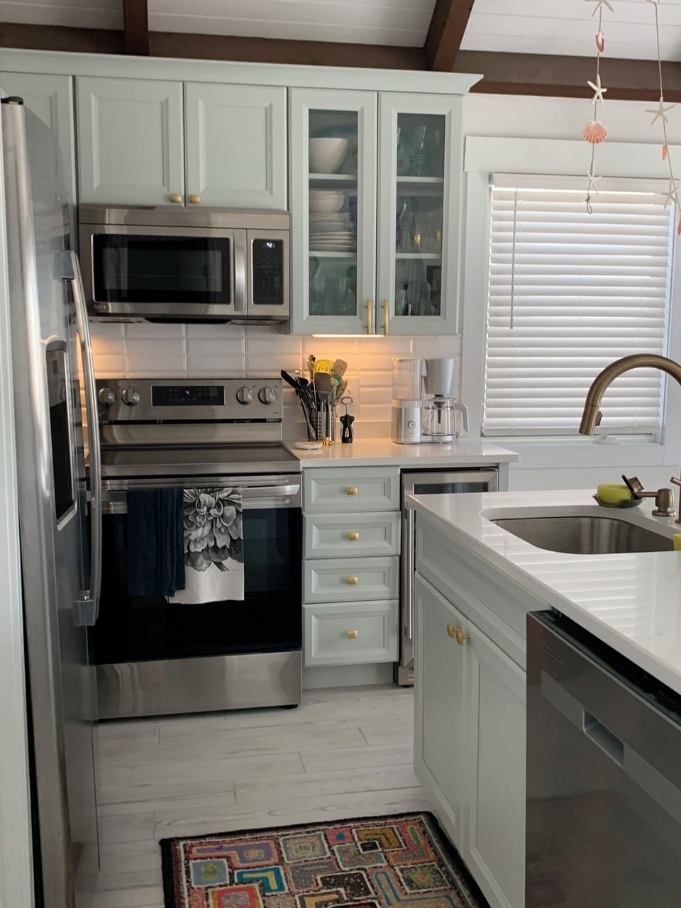 Kitchen fully outfitted