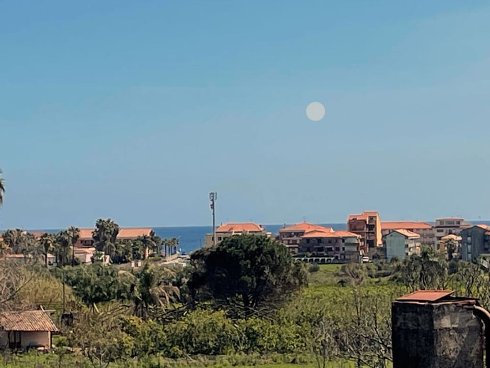 Beach/ocean view