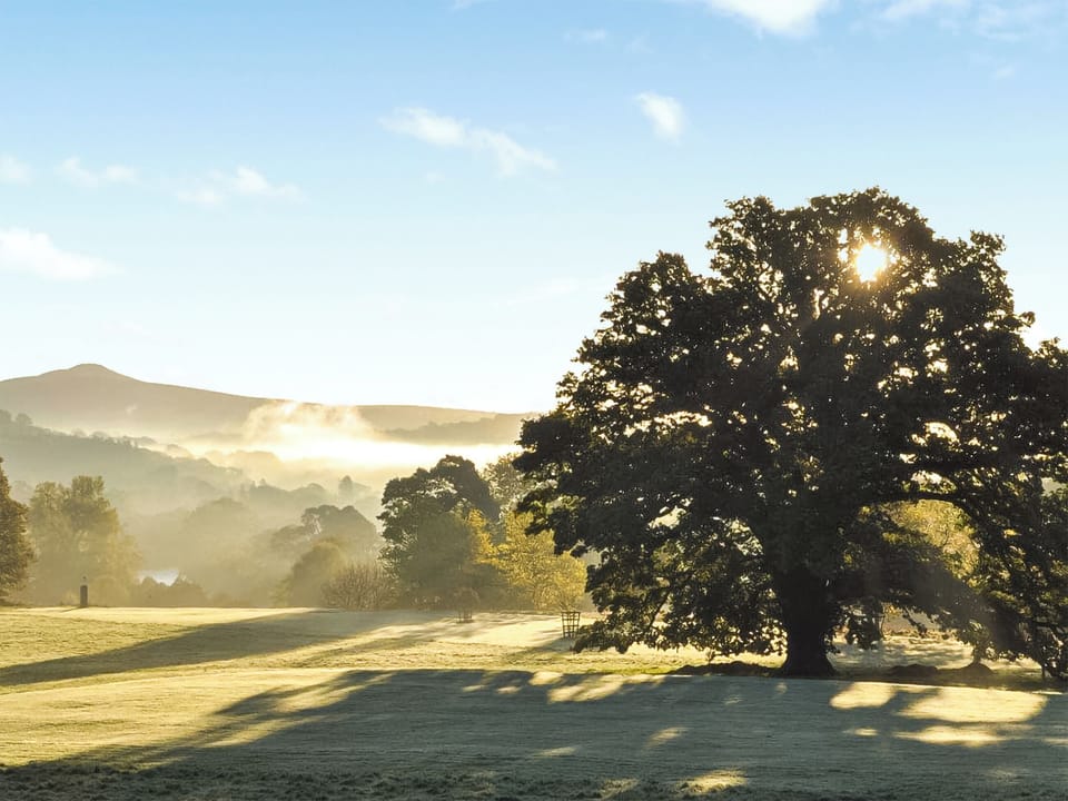 Surrounding area | The Tower - Glanusk Estate, Crickhowell