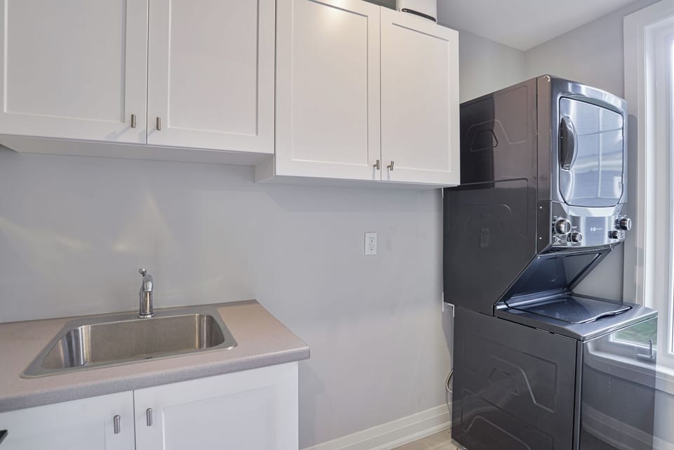 Huron Laundry Room