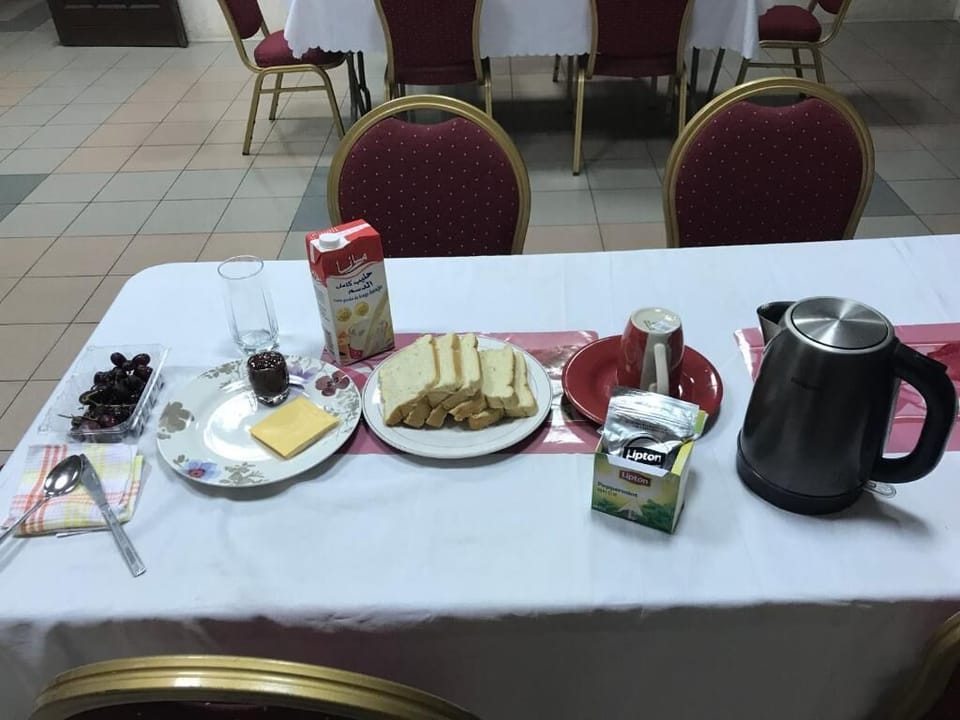 Daily full breakfast for a fee