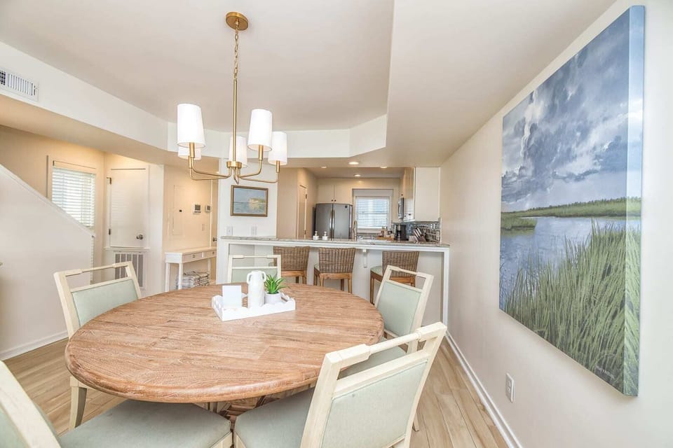 coastal sophistication, with views of the boundless sea.