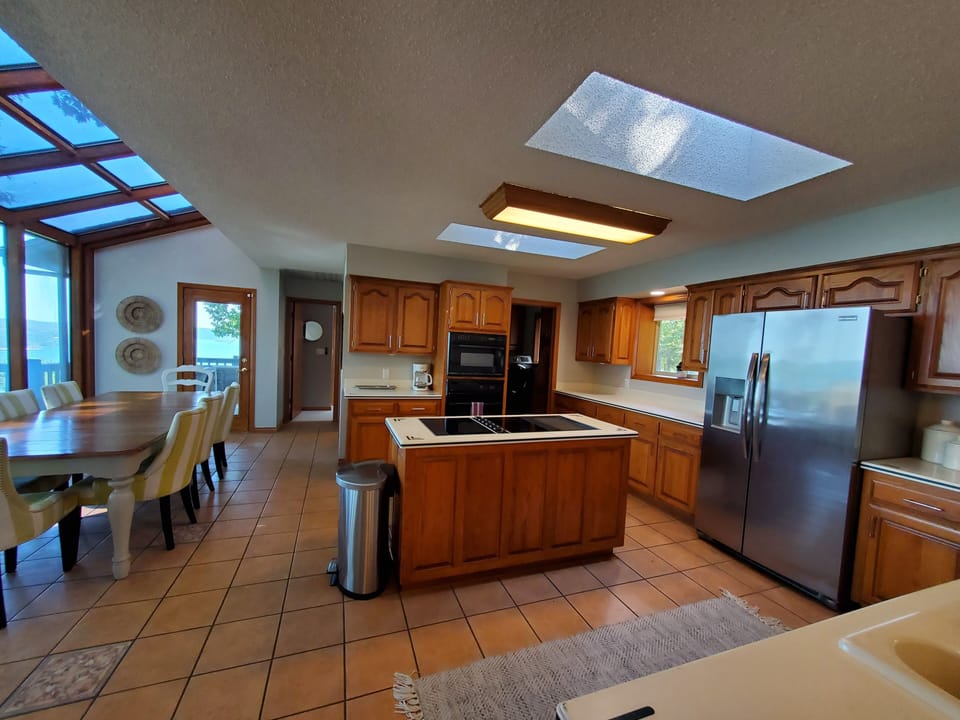 Kitchen/Dining