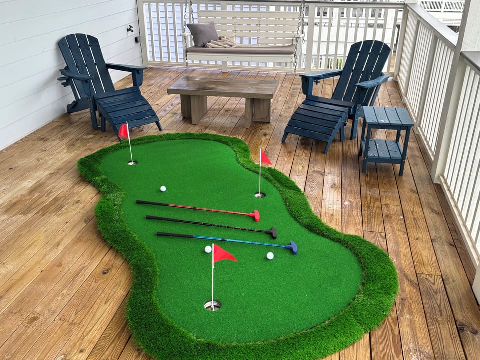 Miniature Golf putting green