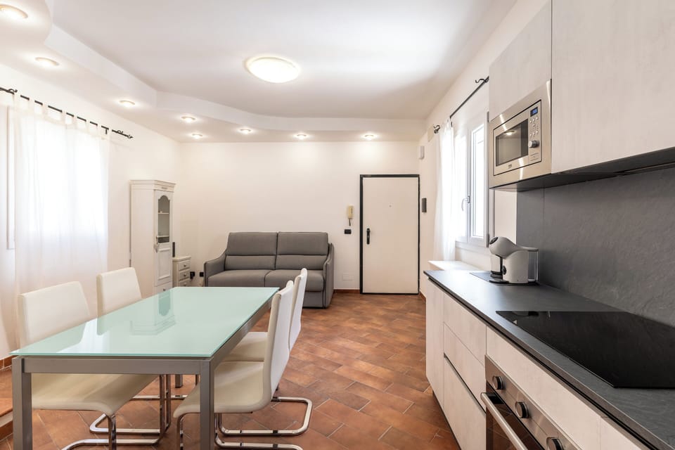 Apartment | Living area | 35-inch TV with digital channels