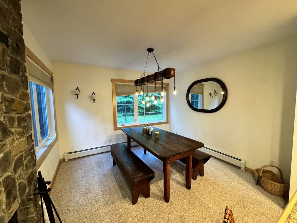 Dining Room with seating for 6