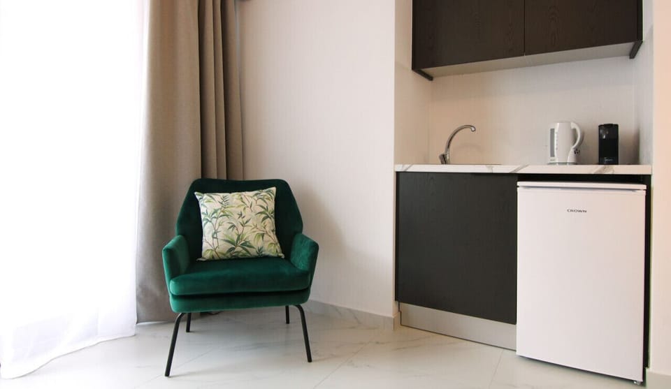 Cozy Kitchenette!